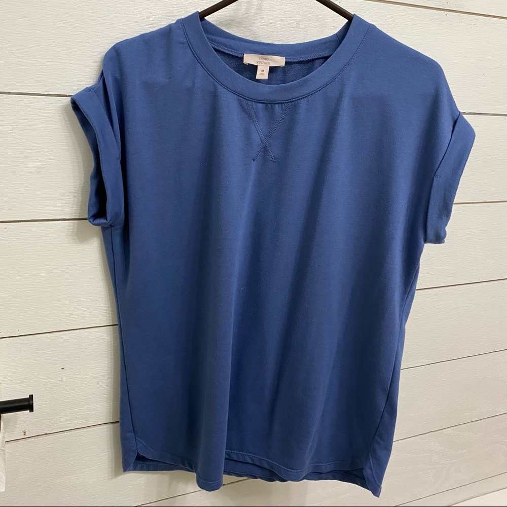 BRAND NEW blue short sleeve top